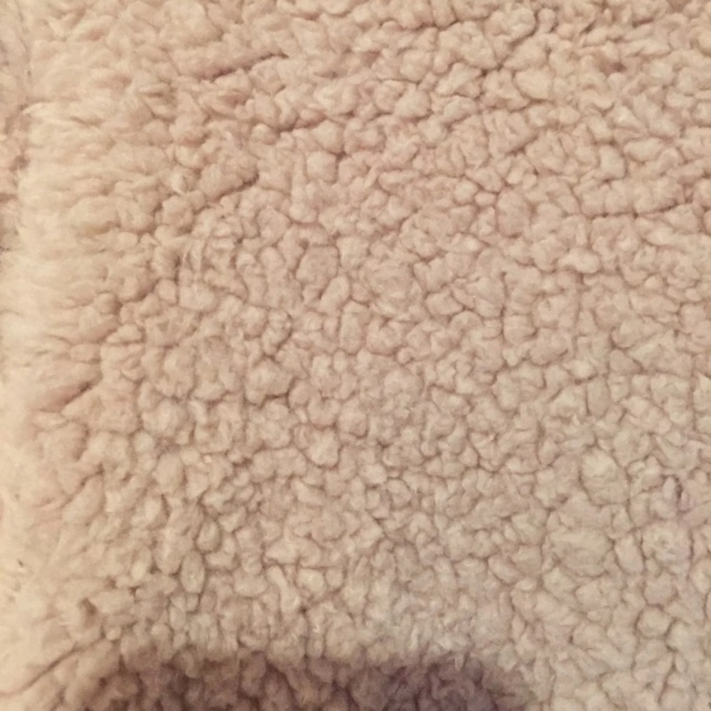 sweater - Picture 4 of 4